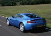 Aston Martin Vantage V8